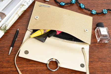 Złota Brokatowa Oryginalna Damska Torebka Kopertówka Na Pasku Usztywniana W63 : Kolory - Żółty, Złoty