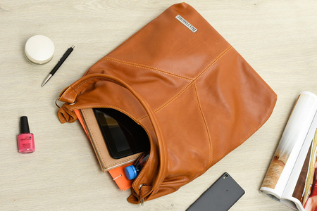 Torebka Skórzana Damska Duża Worek Pojemny Kamel Beltimore 970 : Kolory - Brązowy, Beżowy