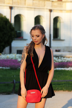 Czerwona Mała Damska Torebka Skórzana Pasek Beltimore N22 : Kolory - Czerwony