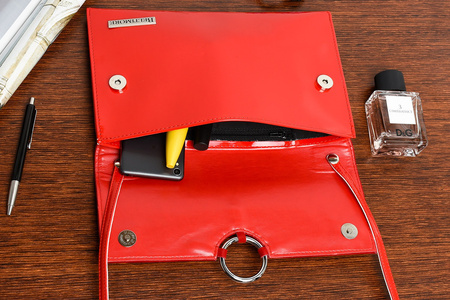 Czerwona Oryginalna Damska Torebka Kopertówka Na Pasku Usztywniana W63 : Kolory - Czerwony